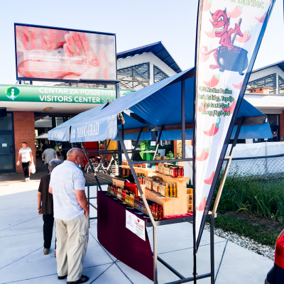 opg Barišec reklamni pult 